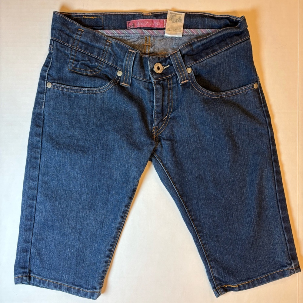 Levi’s dark wash Bermuda Jean shorts ramie & cotton blend embroidered pockets 7